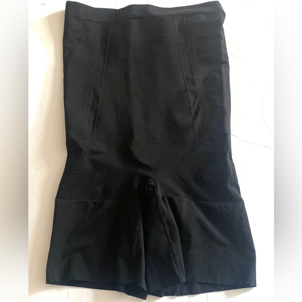 (A53) NEW SPANX Oncore High Waisted Mid Thigh Short in Very Black, Size L, NWOT - Picture 8 of 13